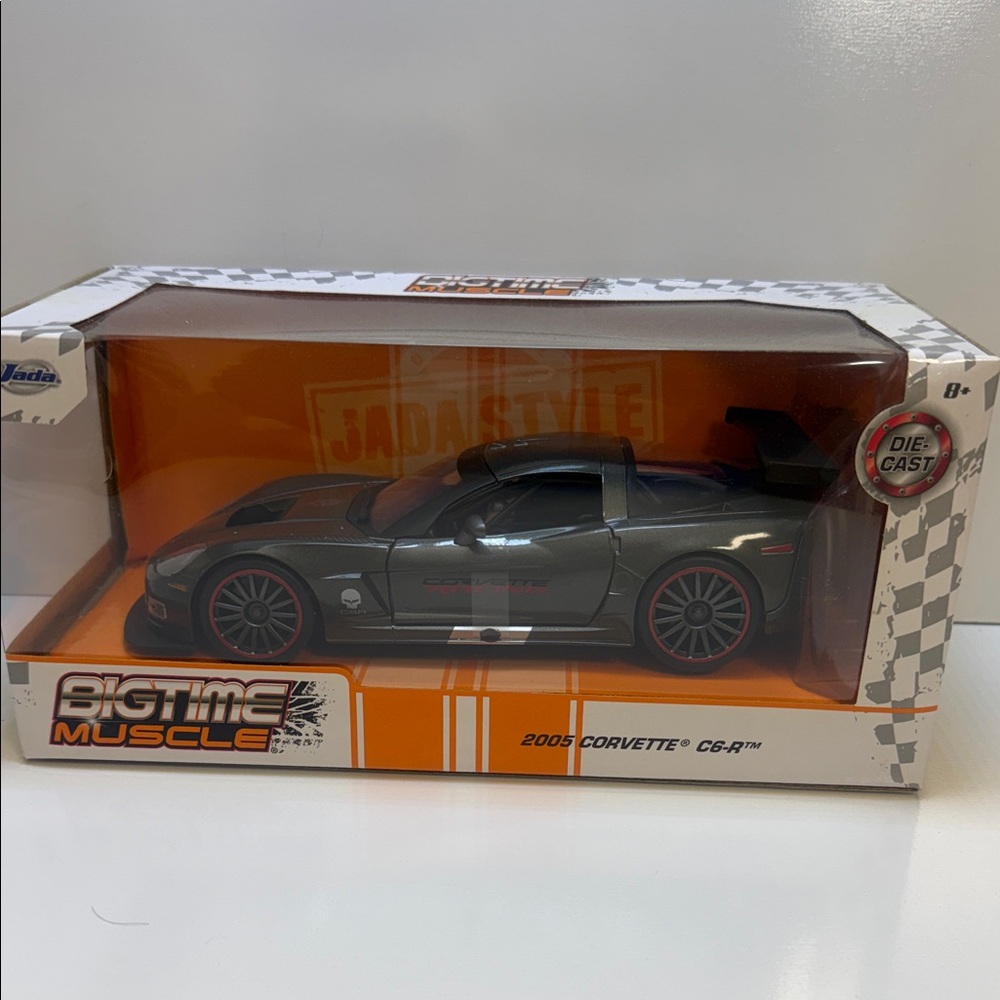 Bigtime Muscle Corvette C6-R Die-Cast Model - Silver